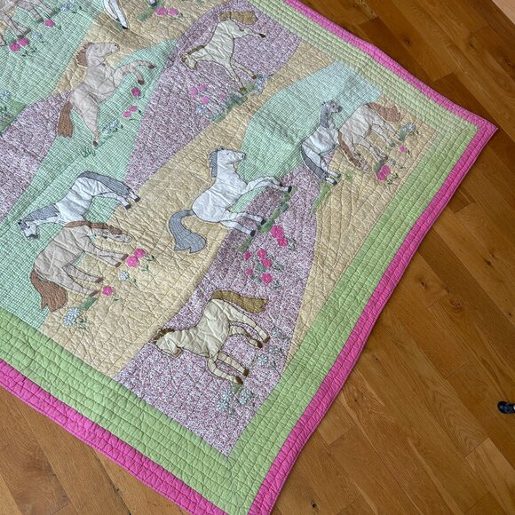 “Ponies in the Pasture” Twin-size Quilt and 2 Pillow Shams by The Company Store - Picture 3 of 14